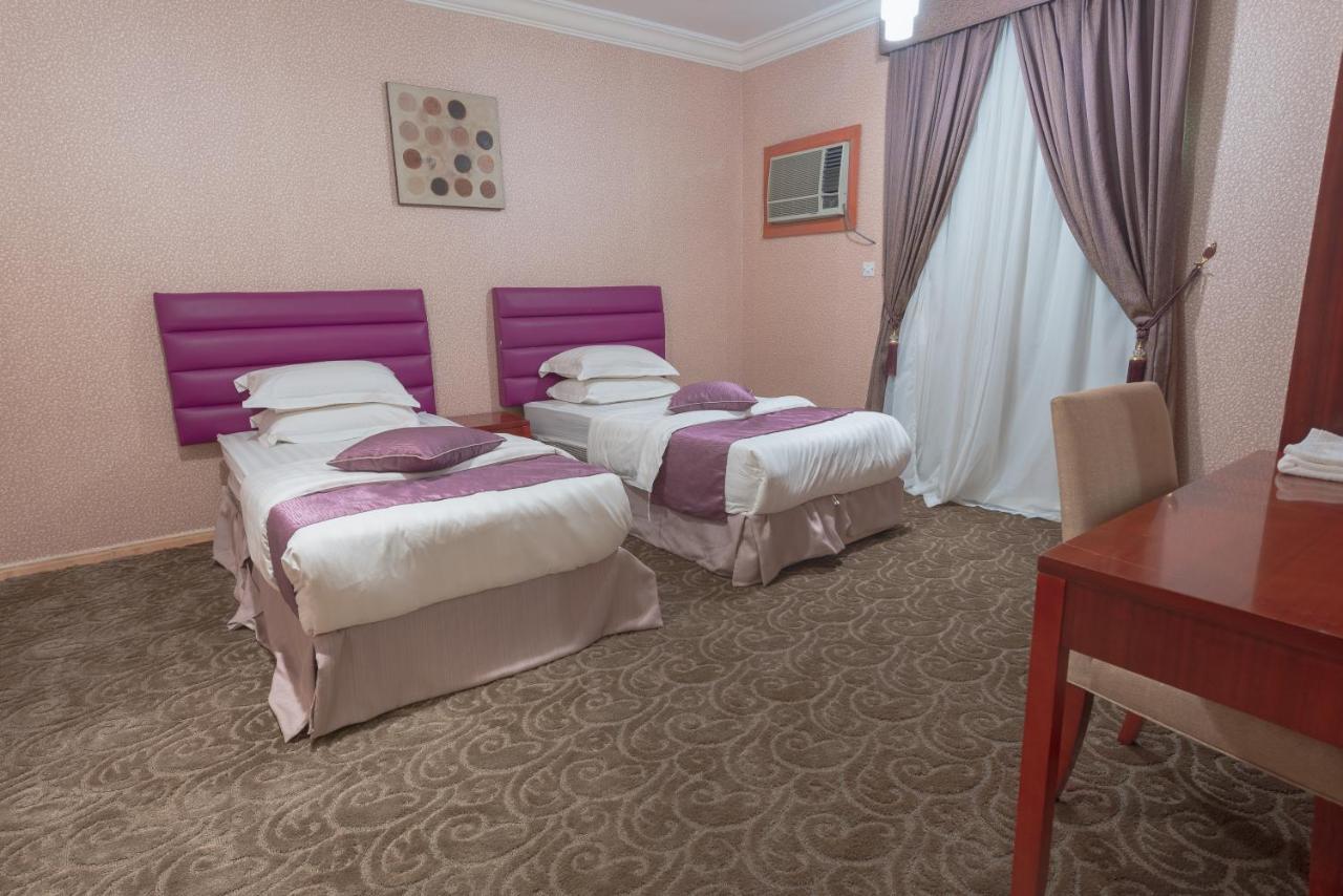 Praha Hotel Jeddah Bagian luar foto