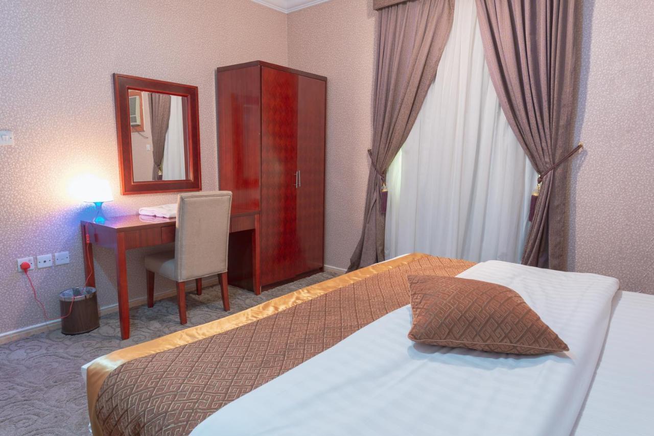 Praha Hotel Jeddah Bagian luar foto