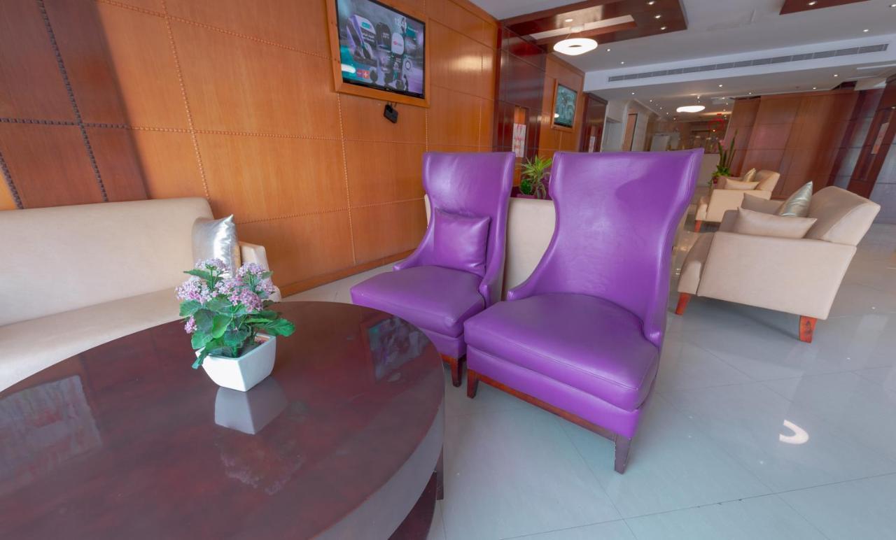 Praha Hotel Jeddah Bagian luar foto