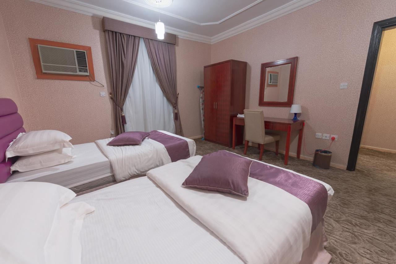 Praha Hotel Jeddah Bagian luar foto