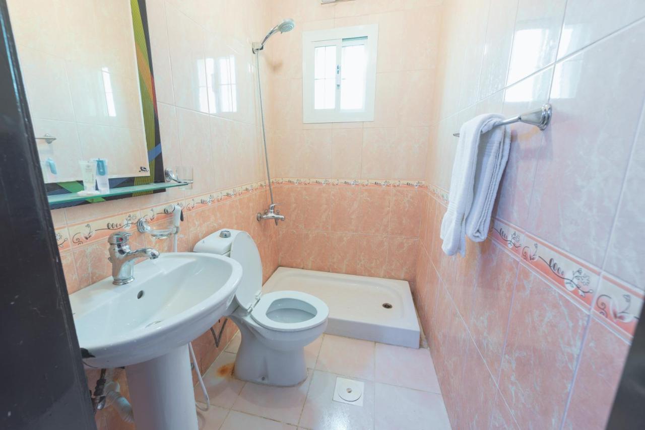 Praha Hotel Jeddah Bagian luar foto
